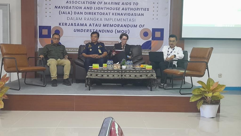 BKK Kelas I Kupang Hadiri Diskusi Kenavigasian dan Keselamatan Pelayaran Bersama IALA dan Direktorat Kenavigasian
