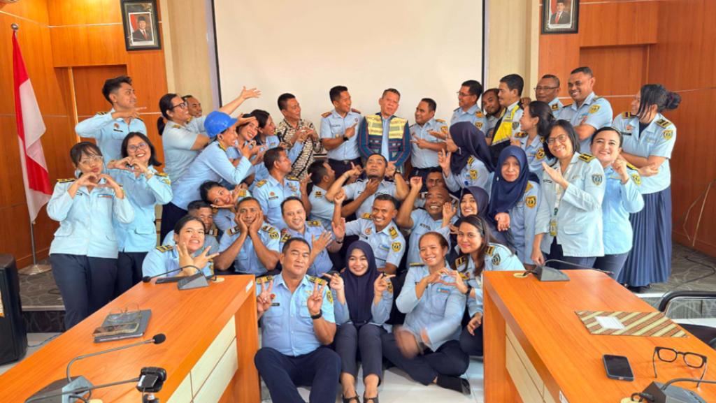 BKK Kelas I Kupang Gelar Acara Perpisahan dan Lepas Sambut Kepala Balai Umar Fahmi, SKM., MKM.