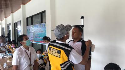 Semarak Hari Kesehatan Nasional Tahun 2022, KKP Kupang adakan Pelayanan Vaksin Covid-19 dan Pemeriksaan Penyakit Tidak Menular