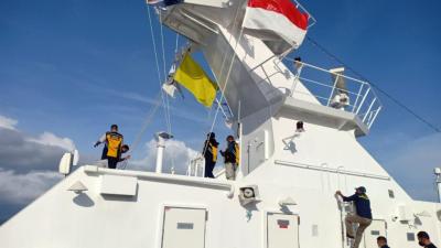 Pengawasan Kapal Dalam Karantina Wilayah Kerja Pelabuhan Laut Tenau